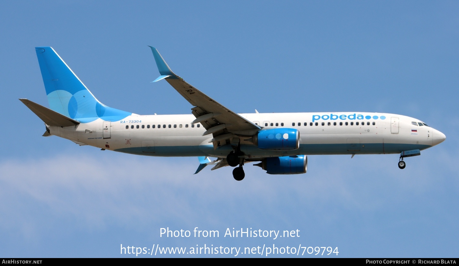 Aircraft Photo of RA-73304 | Boeing 737-800 | Pobeda Airlines | AirHistory.net #709794