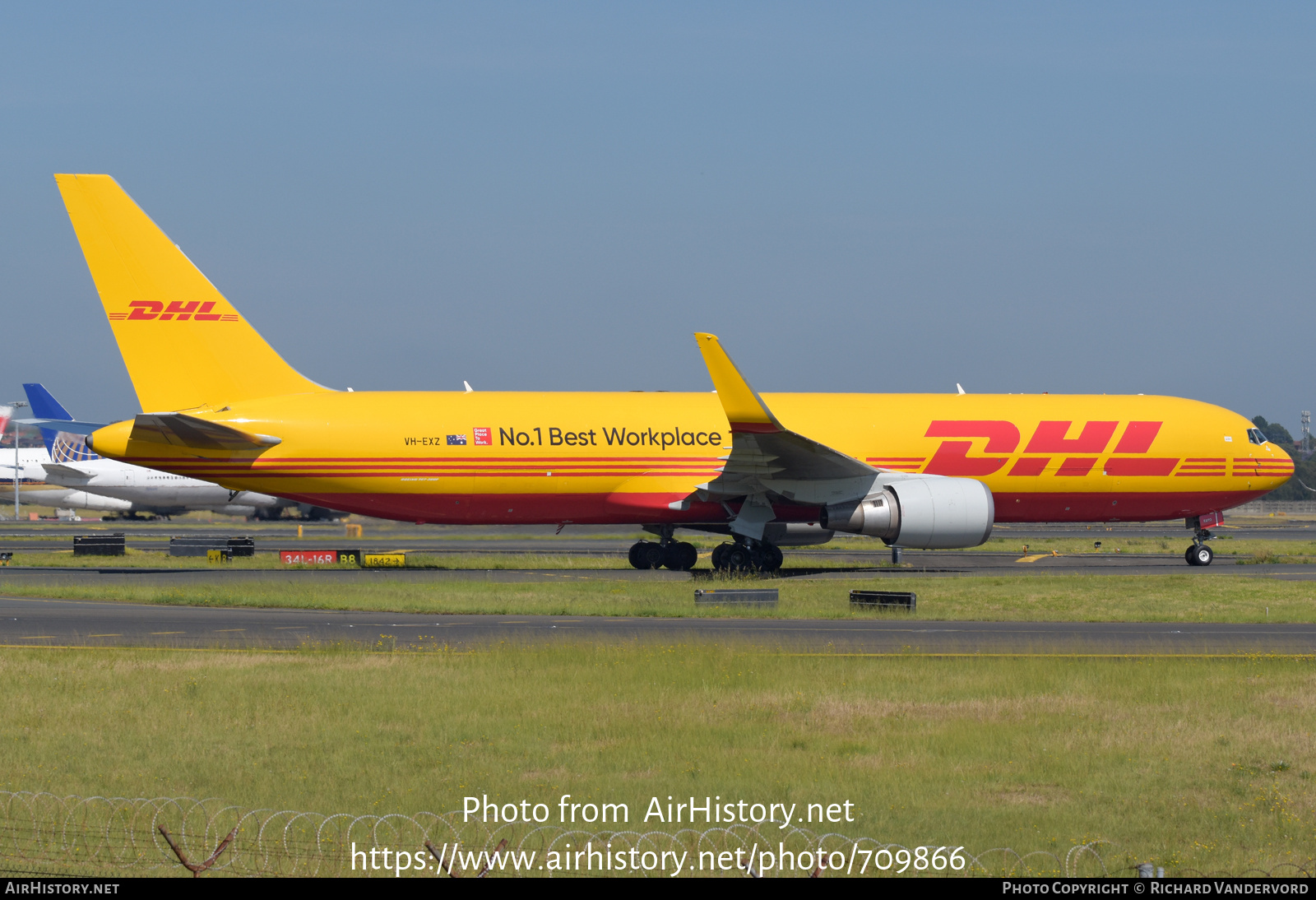 Aircraft Photo of VH-EXZ | Boeing 767-3JHF/ER | DHL International | AirHistory.net #709866