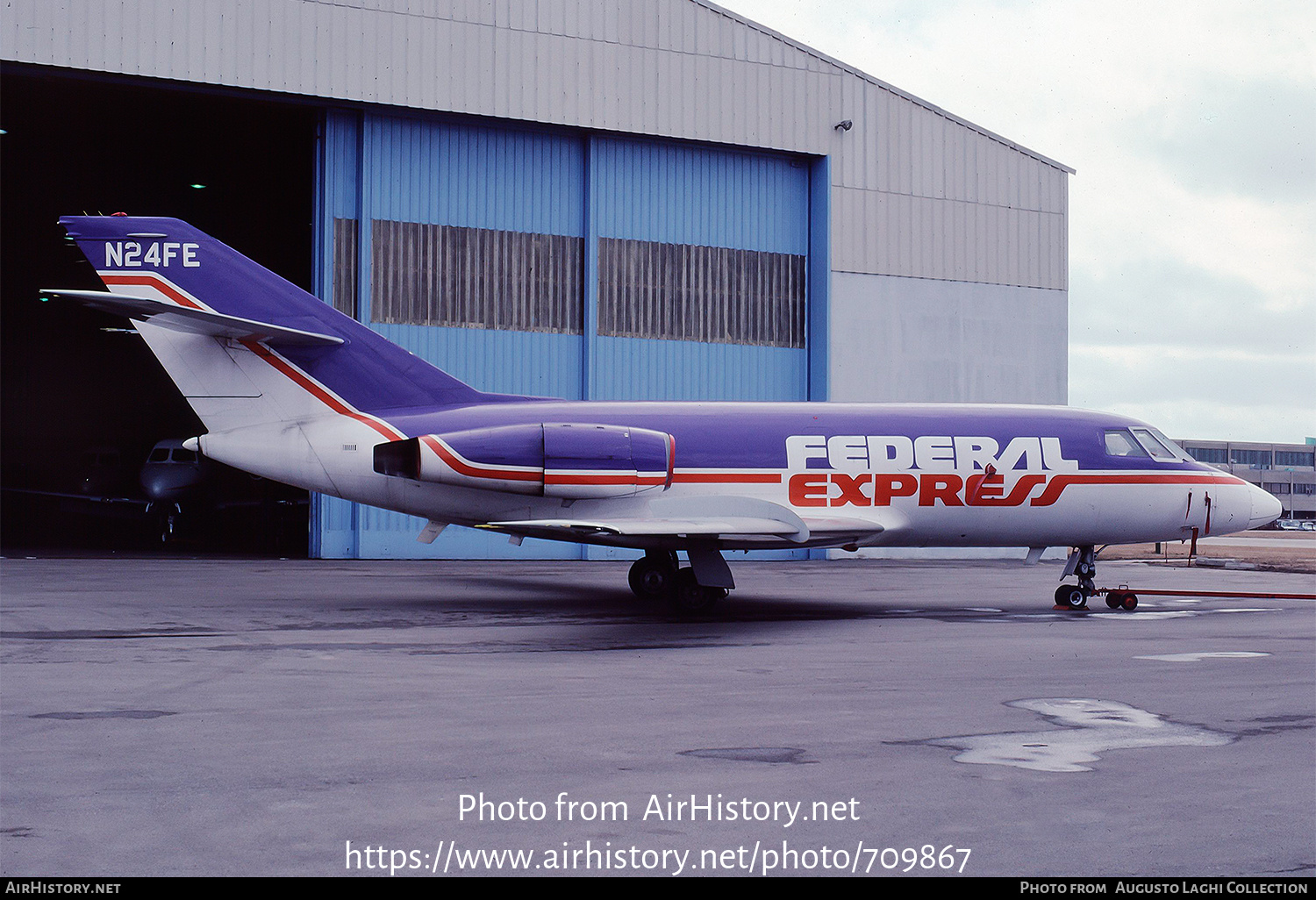 Aircraft Photo of N24FE | Dassault Falcon 20DC | Federal Express | AirHistory.net #709867