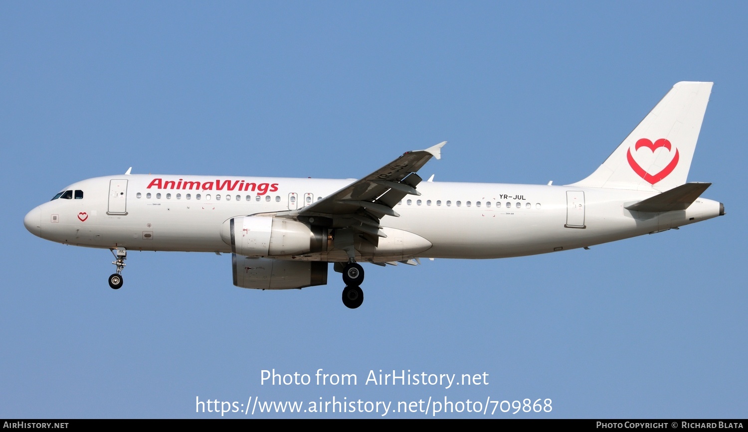 Aircraft Photo of YR-JUL | Airbus A320-232 | Animawings | AirHistory.net #709868