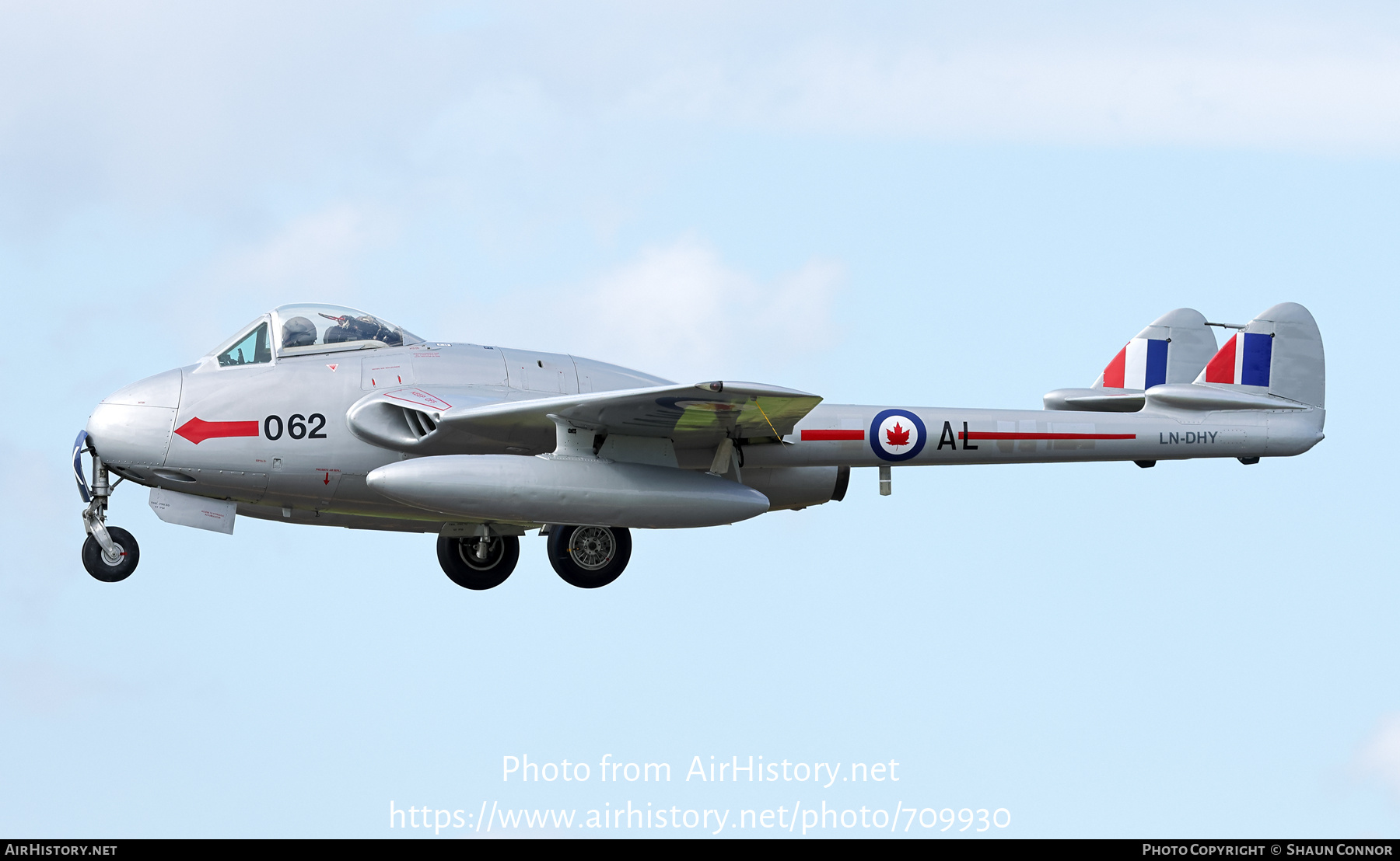 Aircraft Photo of LN-DHY | De Havilland D.H. 100 Vampire FB6 | Canada - Air Force | AirHistory.net #709930