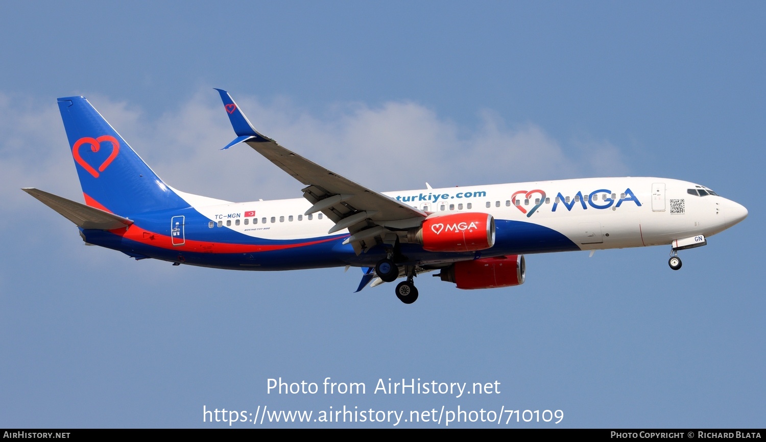 Aircraft Photo of TC-MGN | Boeing 737-8S3 | MGA - Mavi Gok Aviation | AirHistory.net #710109