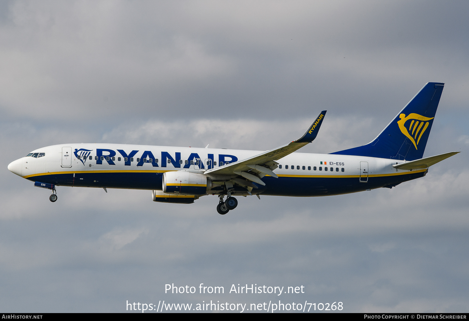 Aircraft Photo of EI-ESS | Boeing 737-8AS | Ryanair | AirHistory.net #710268