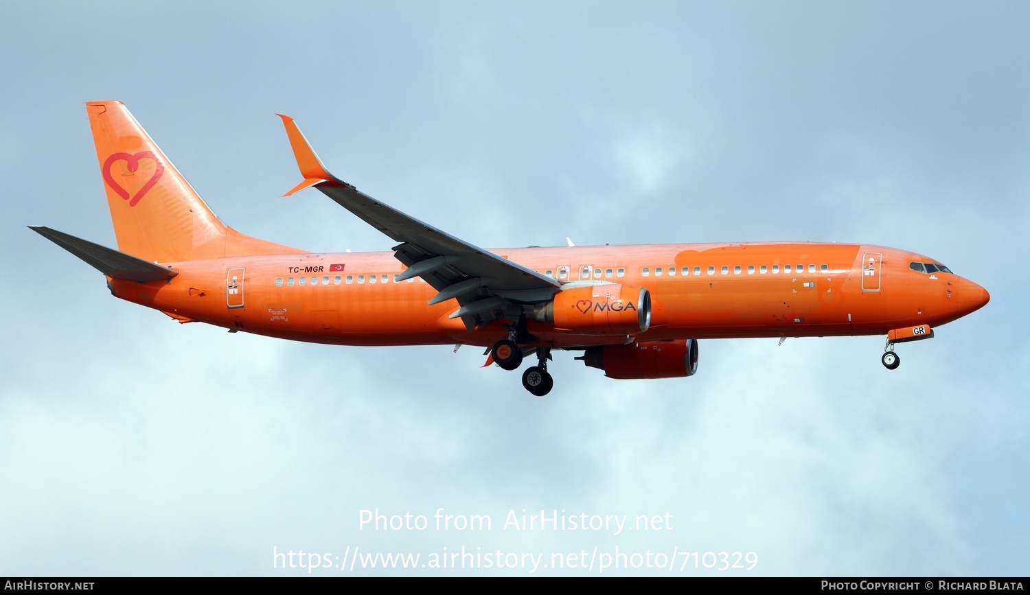 Aircraft Photo of TC-MGR | Boeing 737-85F | MGA - Mavi Gok Aviation | AirHistory.net #710329