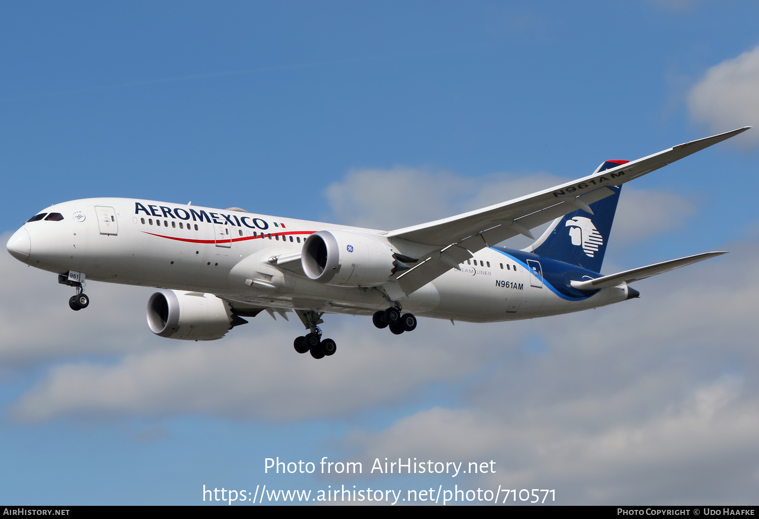 Aircraft Photo of N961AM | Boeing 787-8 Dreamliner | AeroMéxico | AirHistory.net #710571