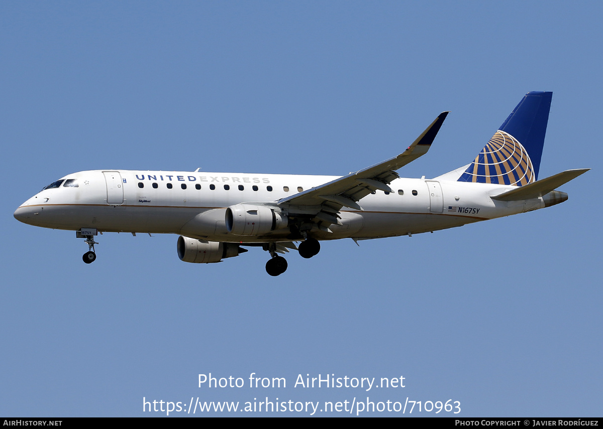 Aircraft Photo of N167SY | Embraer 175LR (ERJ-170-200LR) | United Express | AirHistory.net #710963