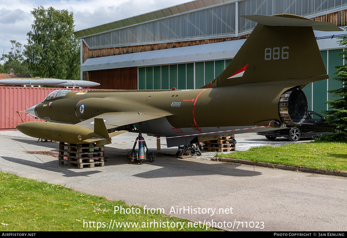 Aircraft Photo of 886 / 4886 | Lockheed CF-104 Starfighter | Norway - Air Force | AirHistory.net #711023