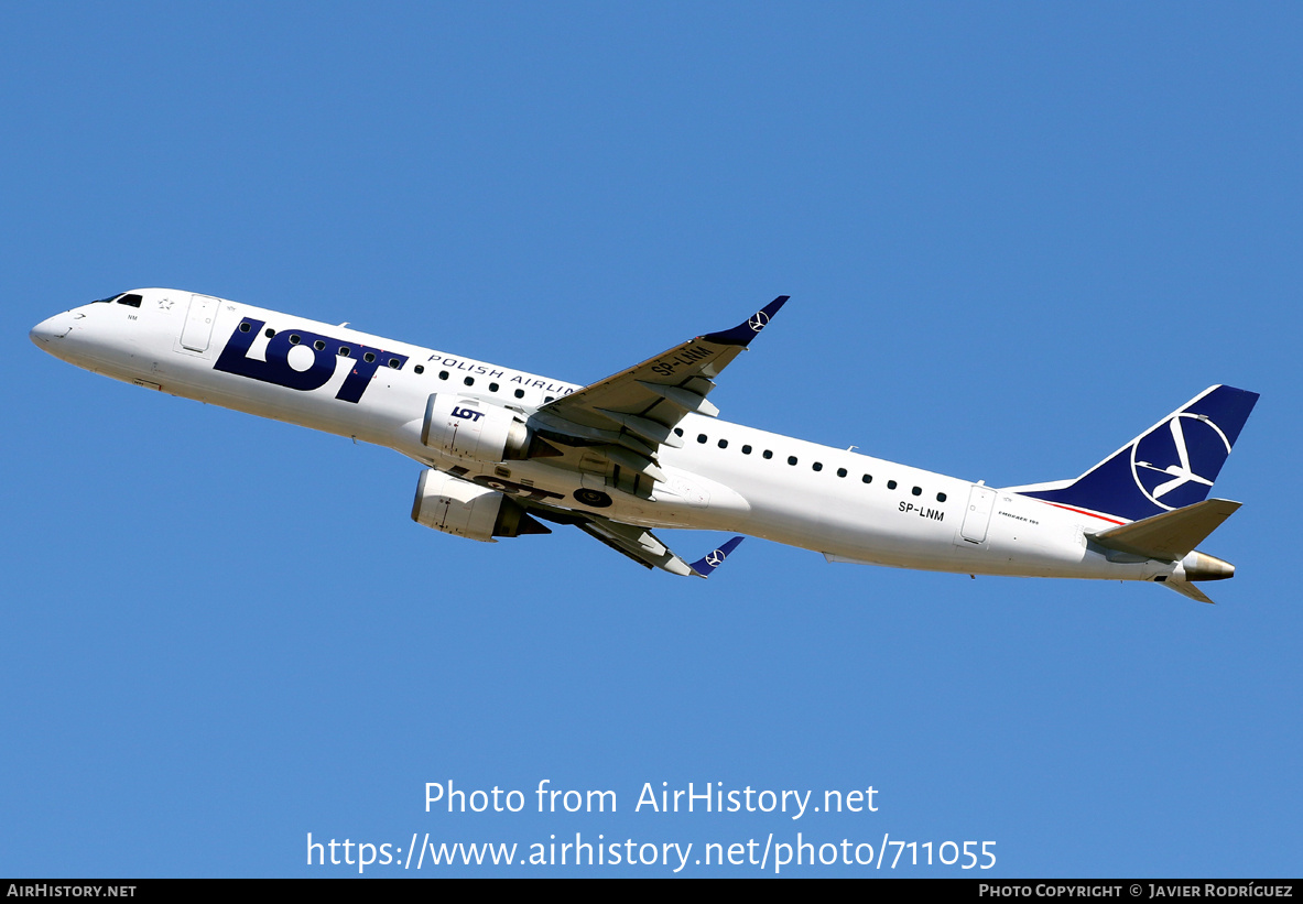 Aircraft Photo of SP-LNM | Embraer 195AR (ERJ-190-200IGW) | LOT Polish Airlines - Polskie Linie Lotnicze | AirHistory.net #711055