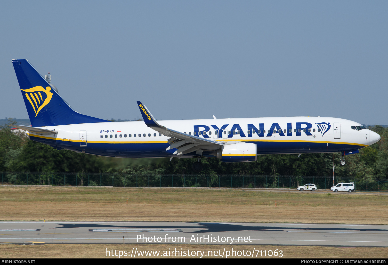 Aircraft Photo of SP-RKV | Boeing 737-8AS | Ryanair | AirHistory.net #711063