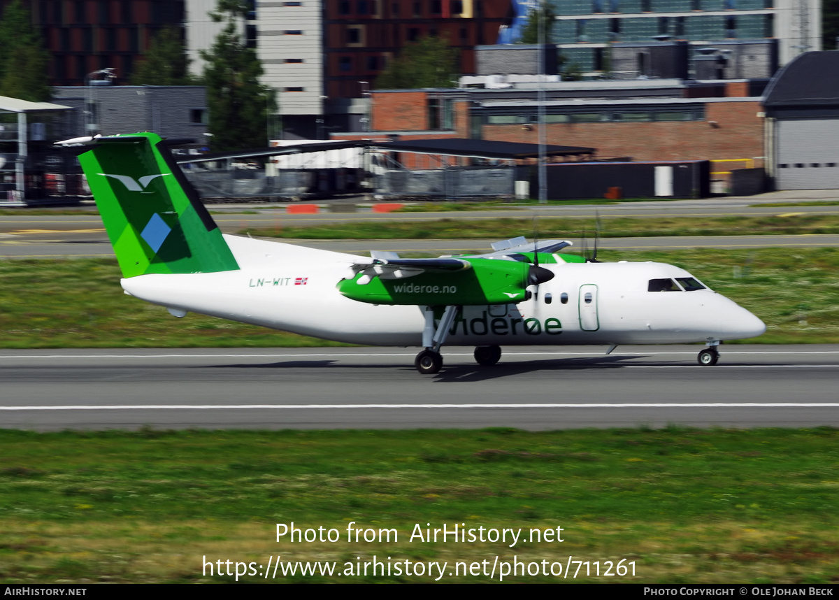 Aircraft Photo of LN-WIT | De Havilland Canada DHC-8-103 Dash 8 | Widerøe | AirHistory.net #711261