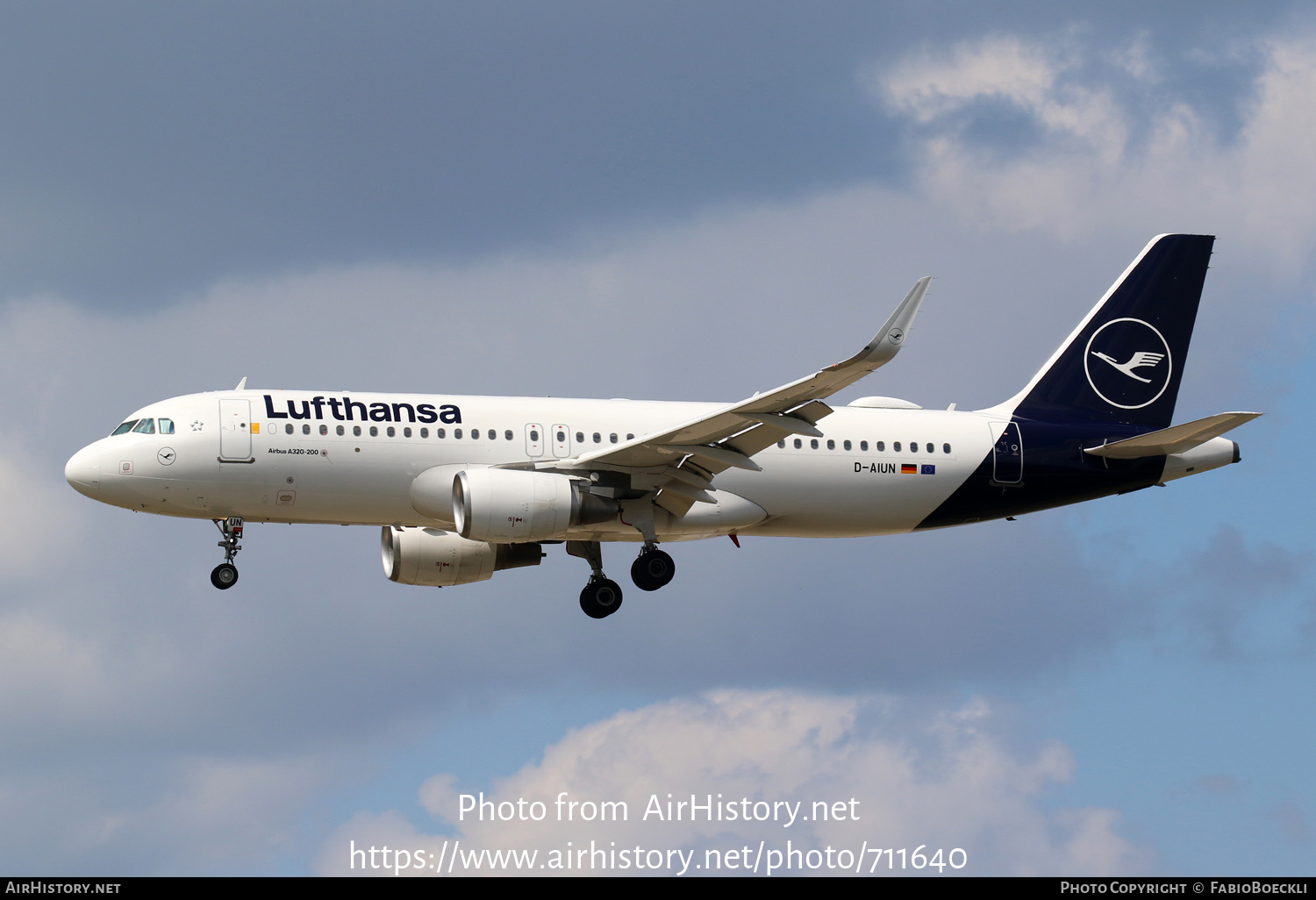 Aircraft Photo of D-AIUN | Airbus A320-214 | Lufthansa | AirHistory.net #711640