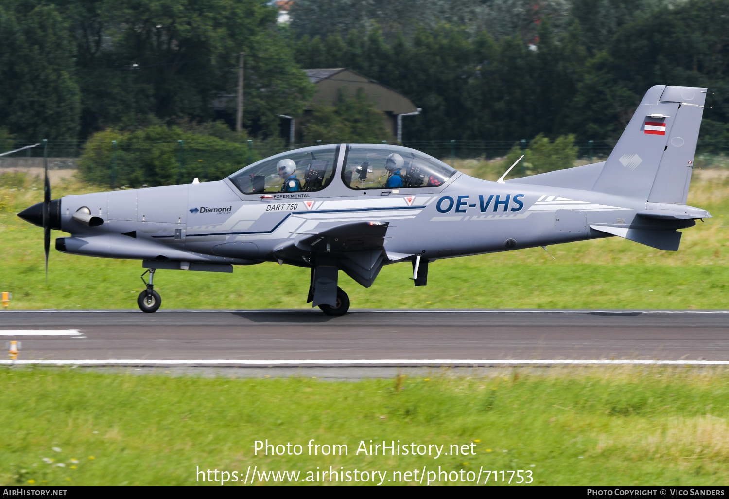 Aircraft Photo of OE-VHS | Diamond Dart-750 | AirHistory.net #711753