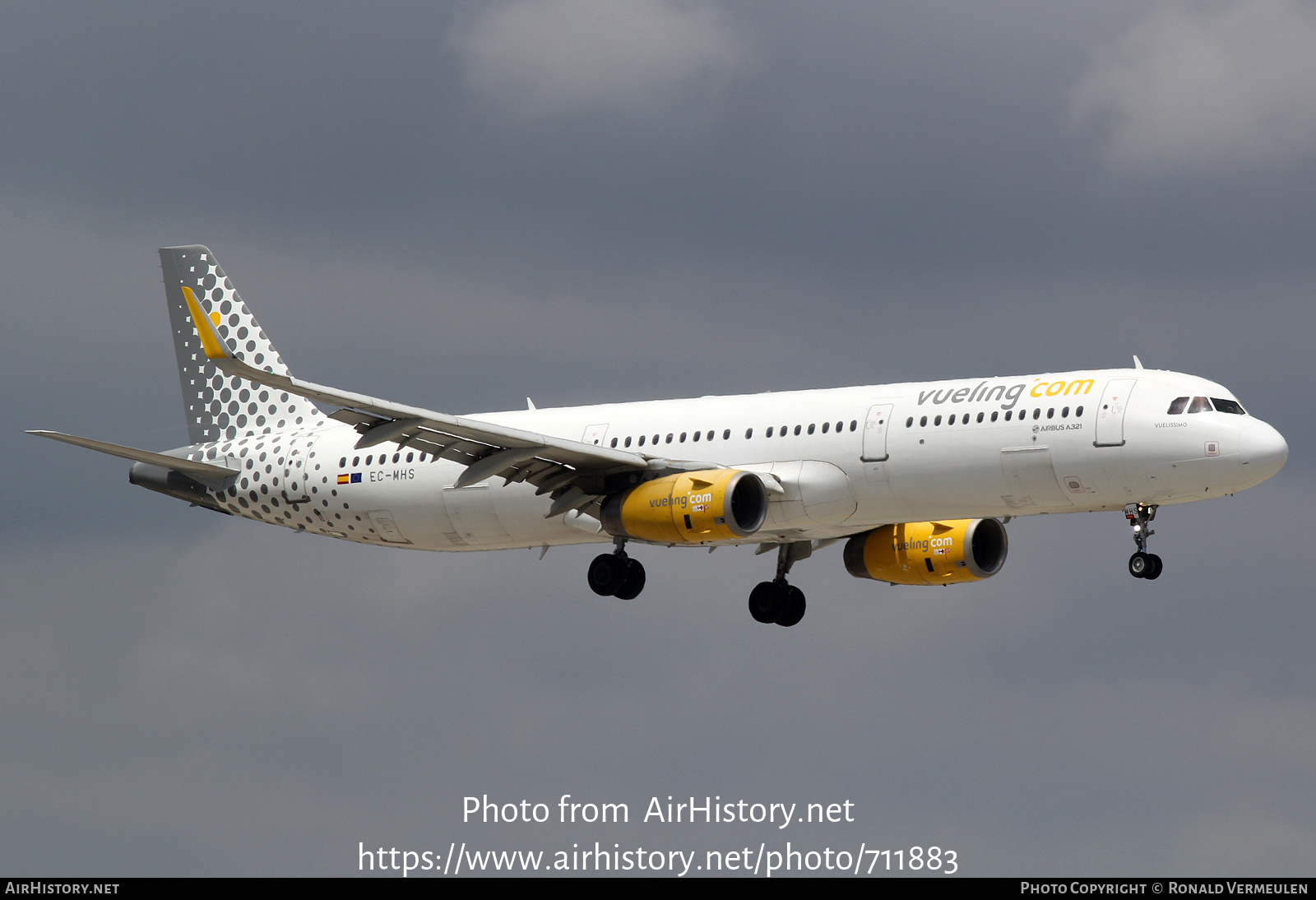 Aircraft Photo of EC-MHS | Airbus A321-231 | Vueling Airlines | AirHistory.net #711883