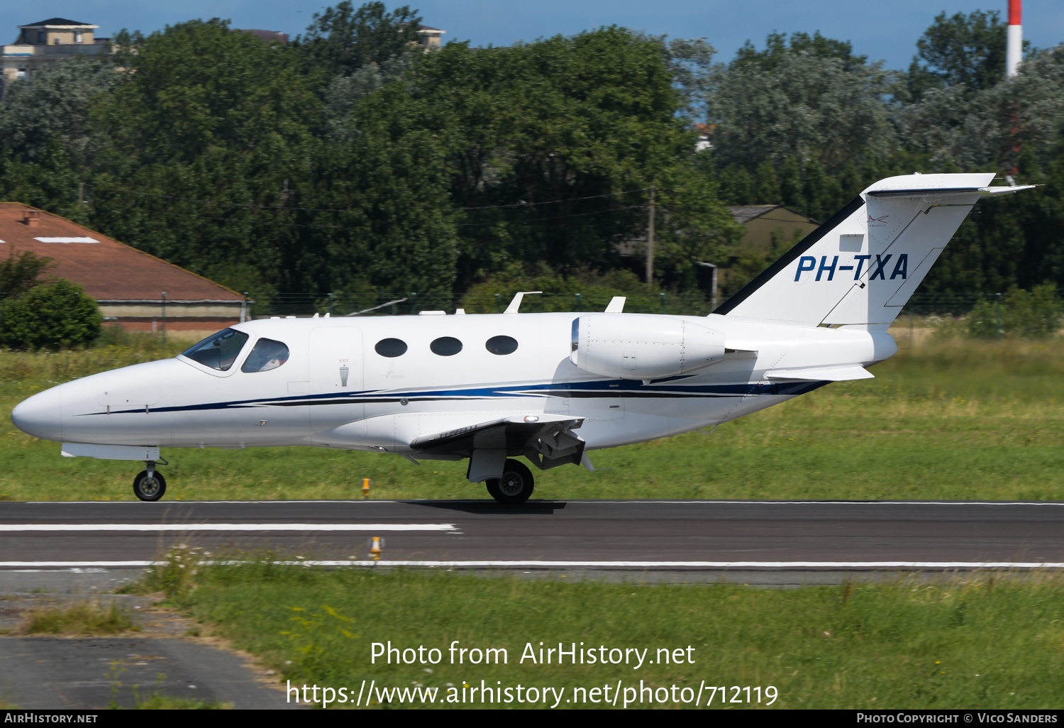 Aircraft Photo of PH-TXA | Cessna 510 Citation Mustang | ASL - Air Service Liège | AirHistory.net #712119