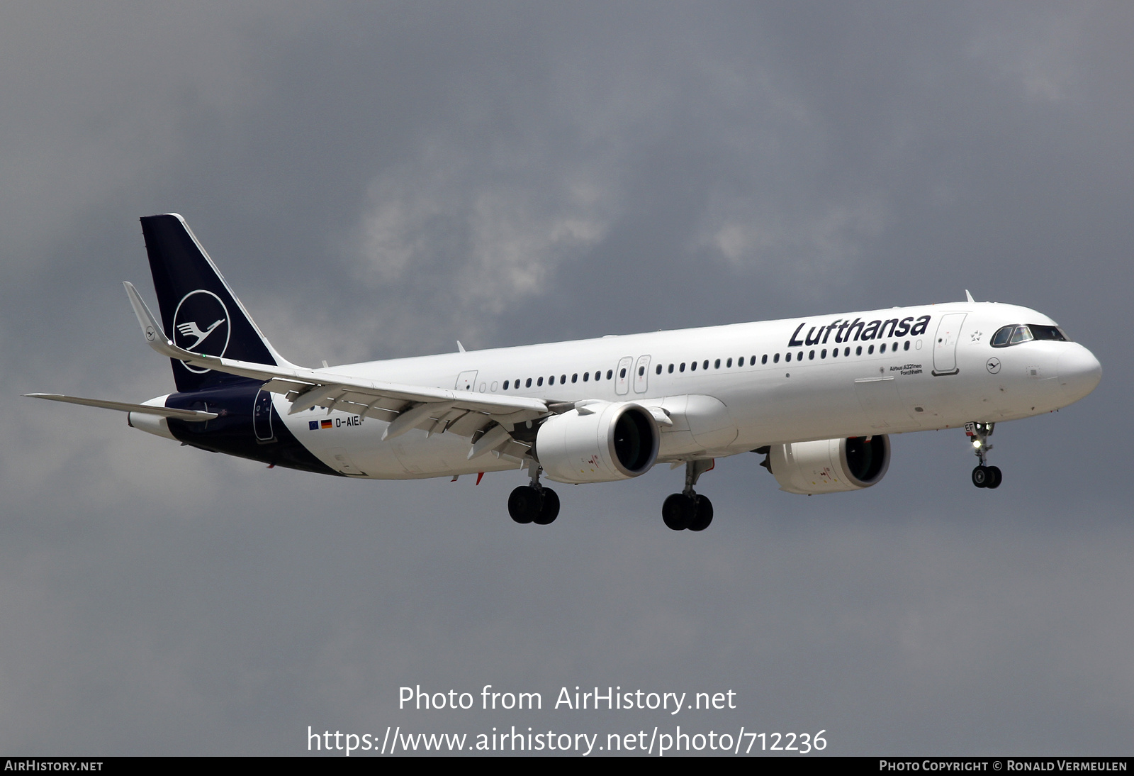 Aircraft Photo of D-AIEF | Airbus A321-271NX | Lufthansa | AirHistory.net #712236