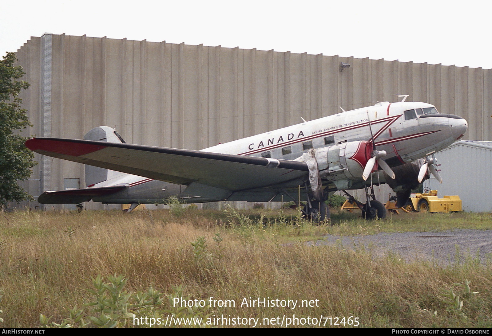 Aircraft Photo of C-GRSA | Douglas CC-129 Dakota 3 | Energy Mines and Resources - Canada Centre for Remote Sensing | AirHistory.net #712465