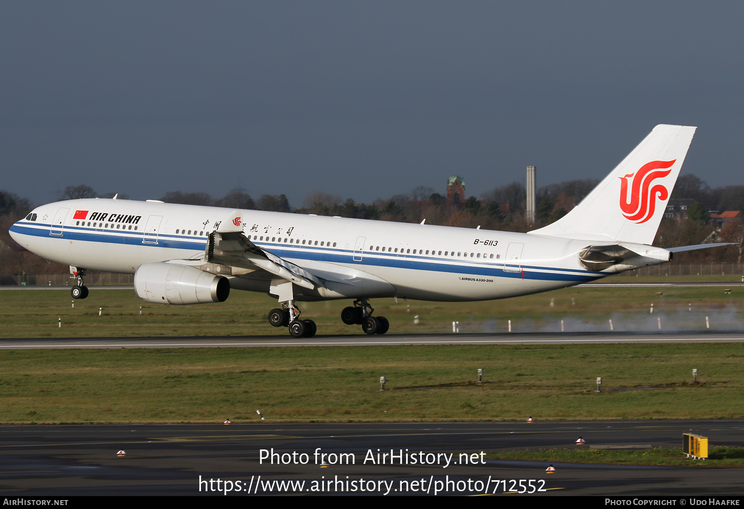 Aircraft Photo of B-6113 | Airbus A330-243 | Air China | AirHistory.net #712552