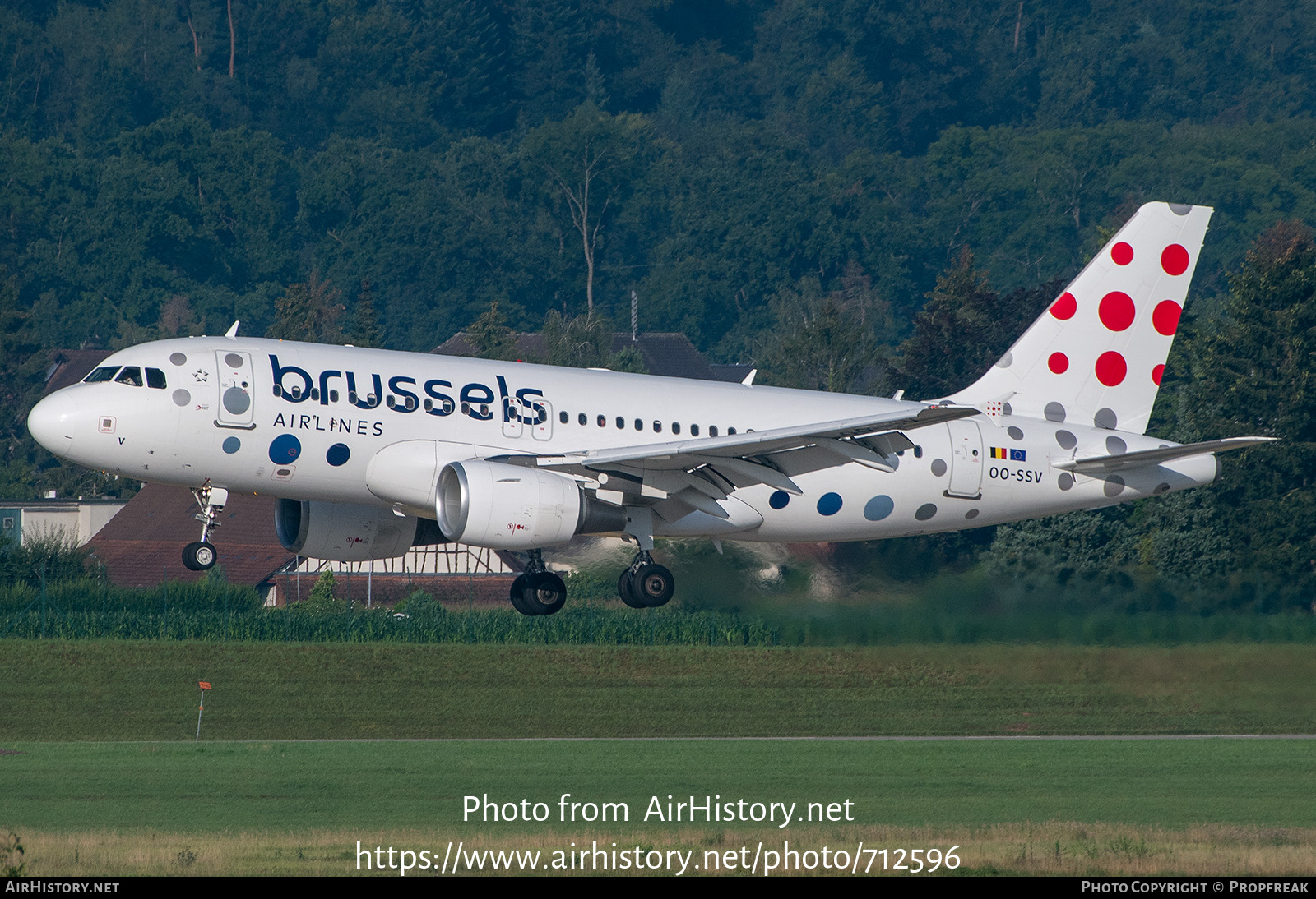 Aircraft Photo of OO-SSV | Airbus A319-111 | Brussels Airlines | AirHistory.net #712596