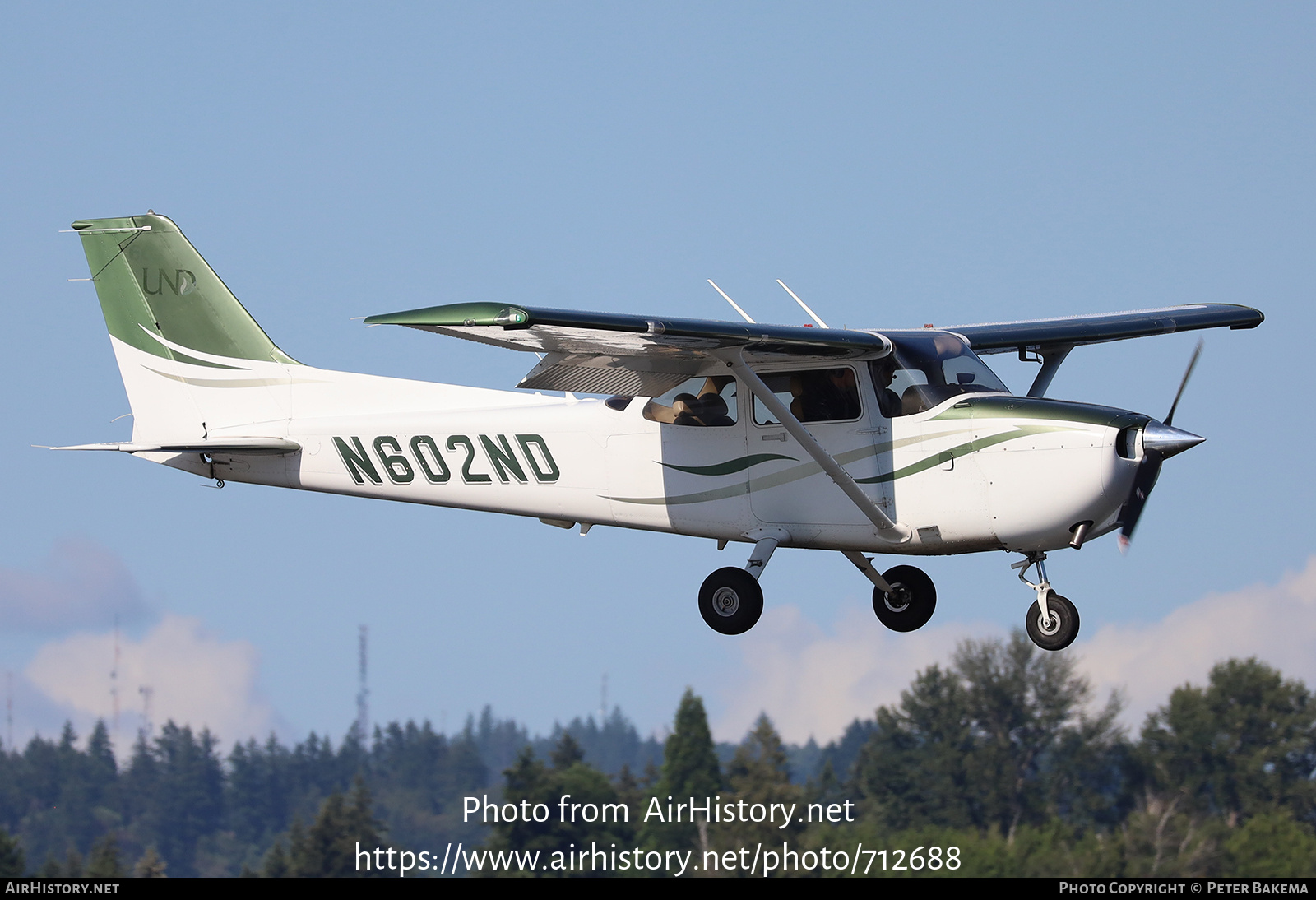 Aircraft Photo of N602ND | Cessna 172S Skyhawk | UND Aerospace - University of North Dakota | AirHistory.net #712688