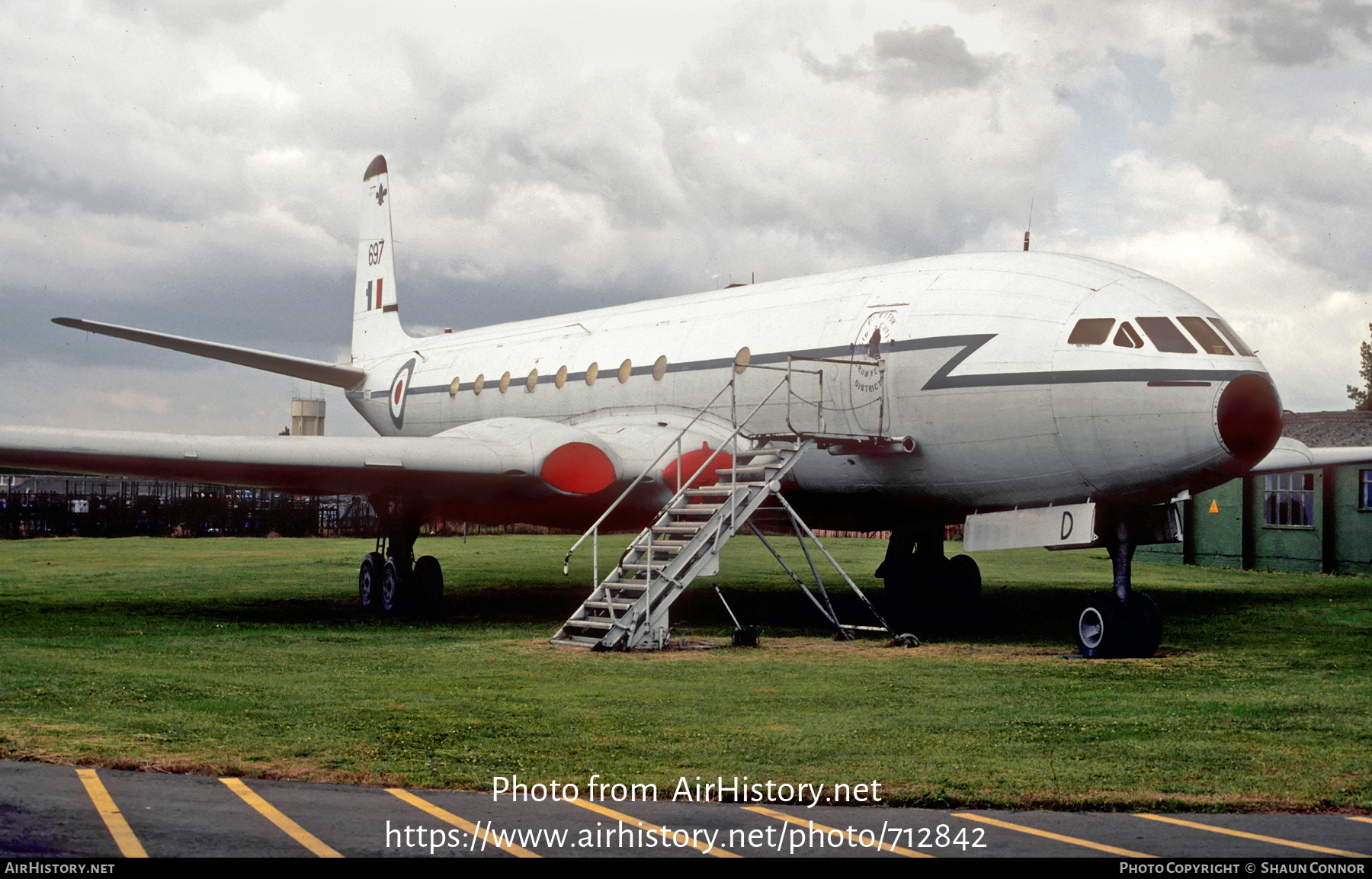 Aircraft Photo of XK697 | De Havilland D.H. 106 Comet C.2 | UK - Air Force | AirHistory.net #712842