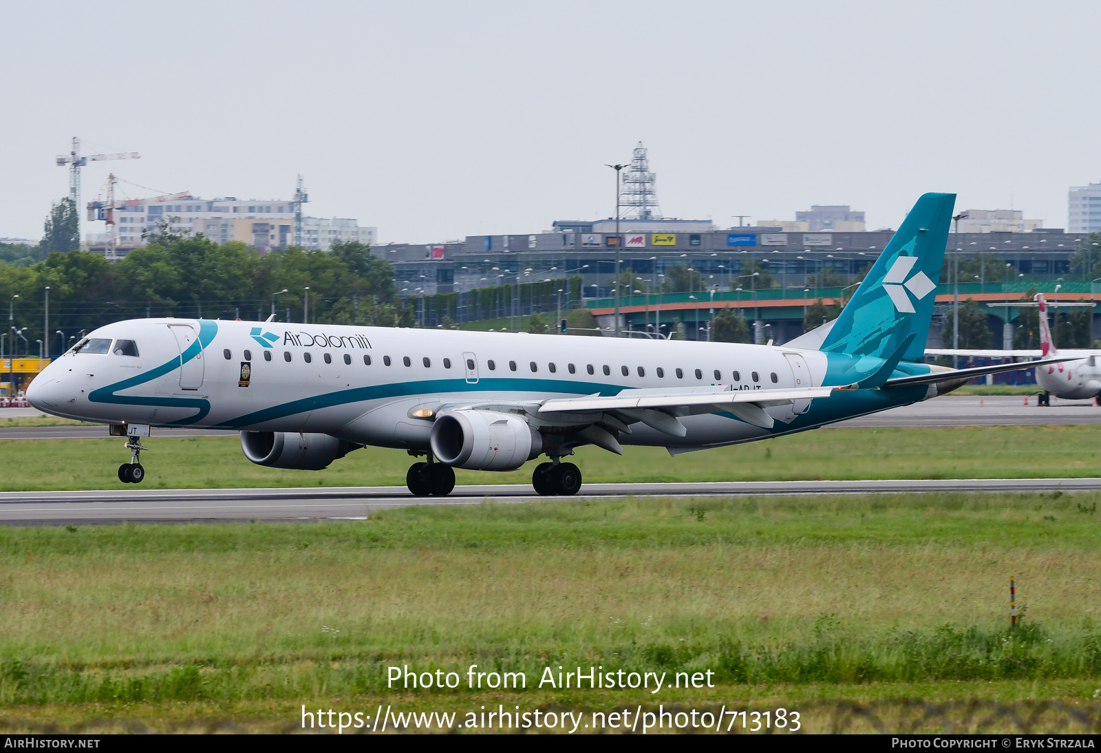 Aircraft Photo of I-ADJT | Embraer 195LR (ERJ-190-200LR) | Air Dolomiti | AirHistory.net #713183