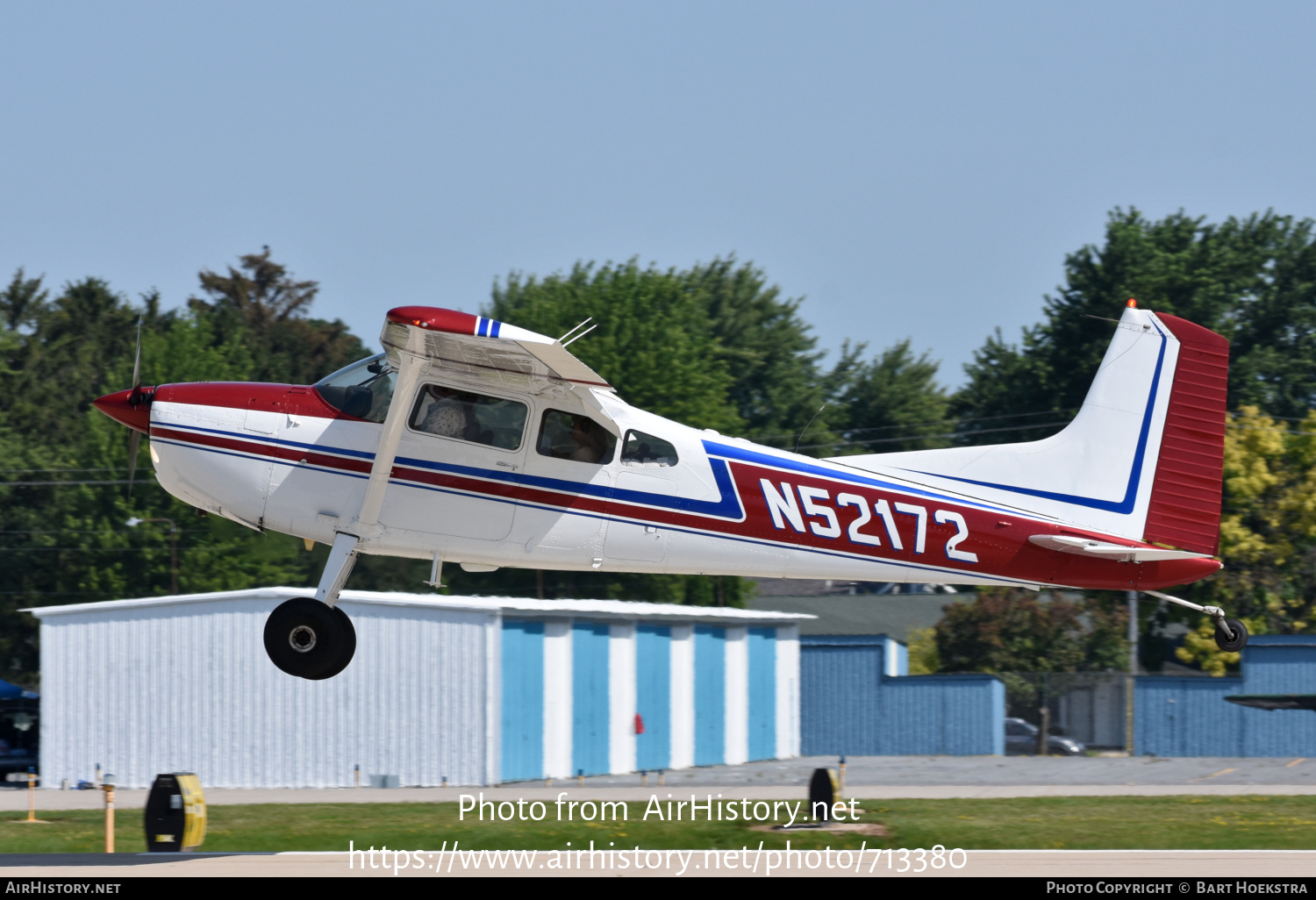 Aircraft Photo of N52172 | Cessna 180J Skywagon 180 | AirHistory.net #713380