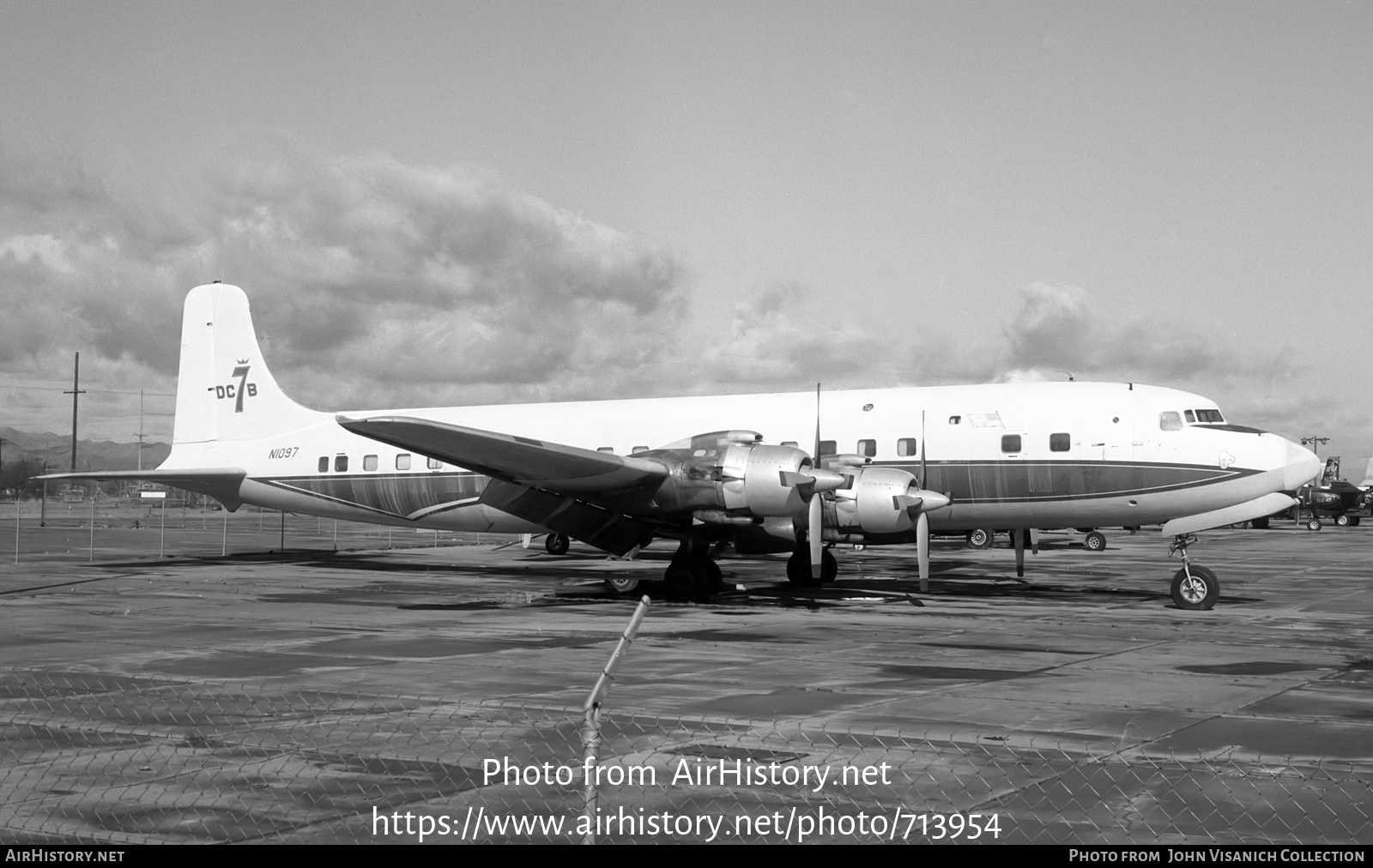 Aircraft Photo of N1097 | Douglas DC-7B | AirHistory.net #713954