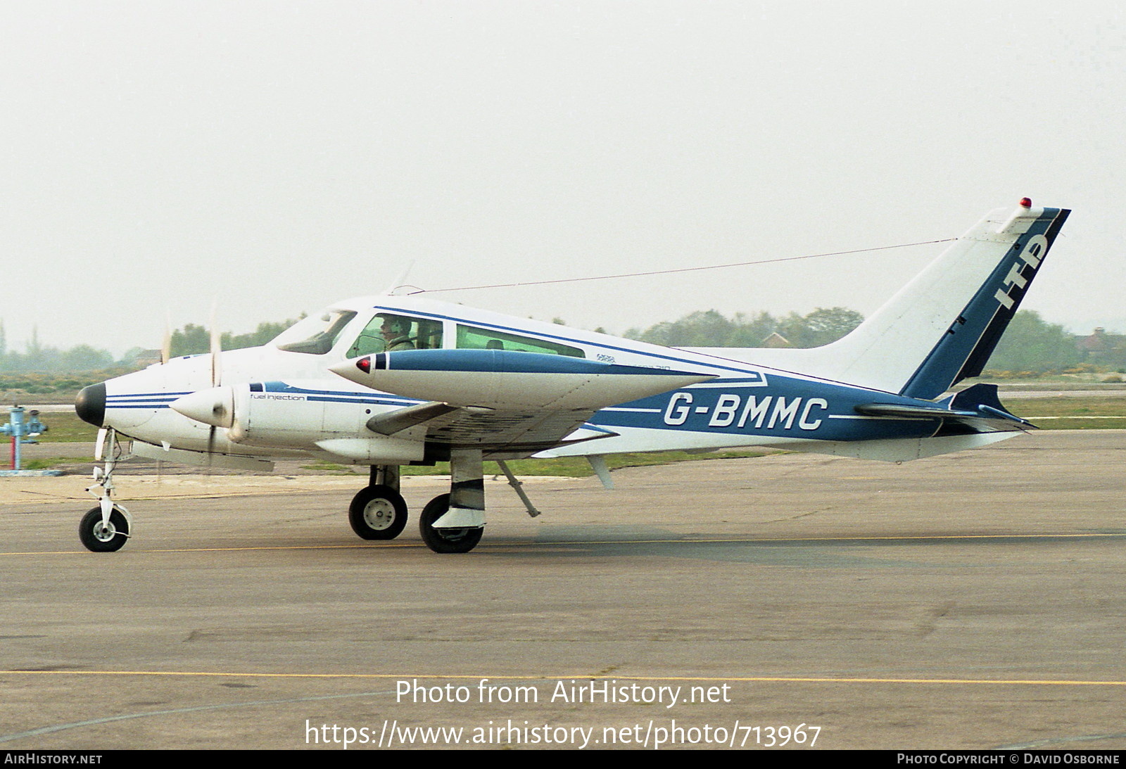 Aircraft Photo of G-BMMC | Cessna 310Q | ITD Aviation | AirHistory.net #713967