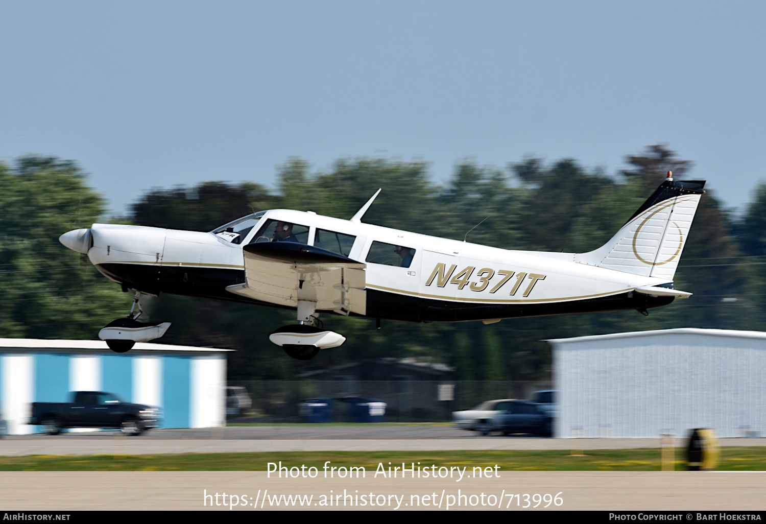 Aircraft Photo of N4371T | Piper PA-32-300 Cherokee Six | AirHistory.net #713996