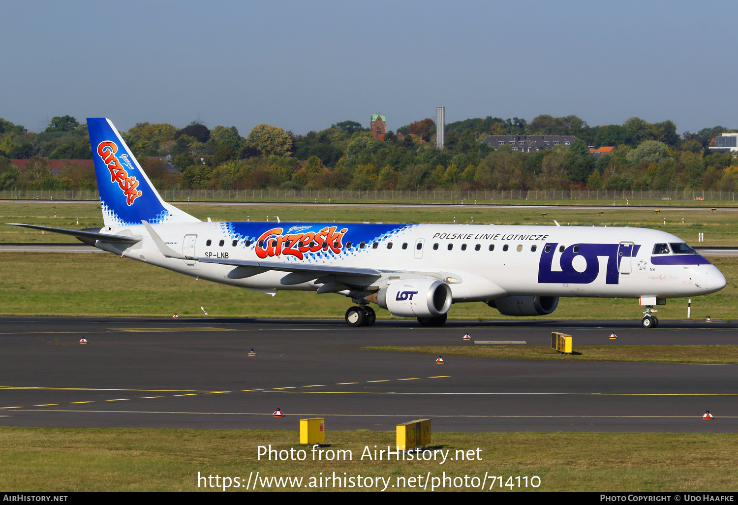 Aircraft Photo of SP-LNB | Embraer 195LR (ERJ-190-200LR) | LOT Polish Airlines - Polskie Linie Lotnicze | AirHistory.net #714110