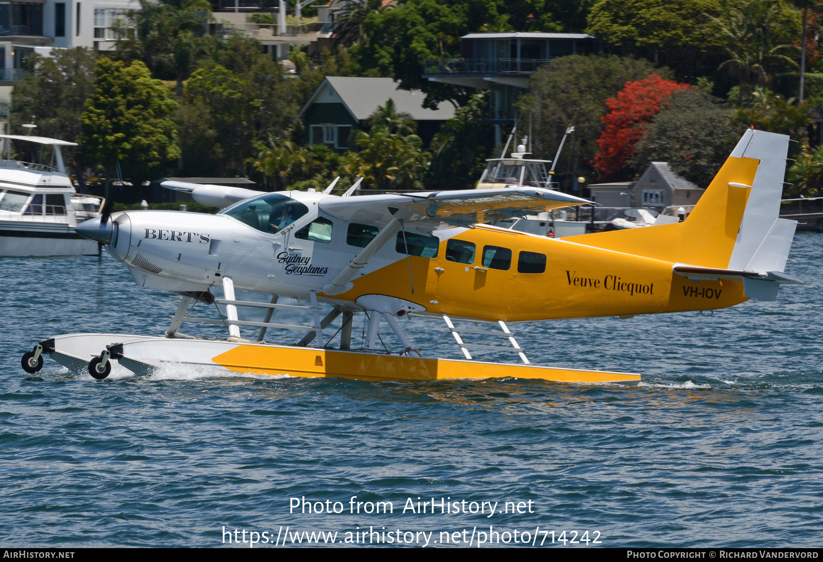 Aircraft Photo of VH-IOV | Cessna 208 Caravan I | AirHistory.net #714242