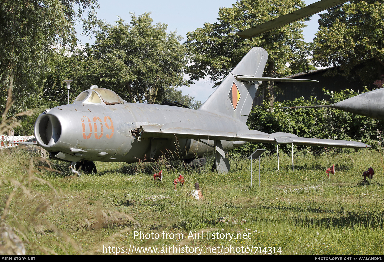 Aircraft Photo of 009 | Mikoyan-Gurevich MiG-17 | East Germany - Air Force | AirHistory.net #714314