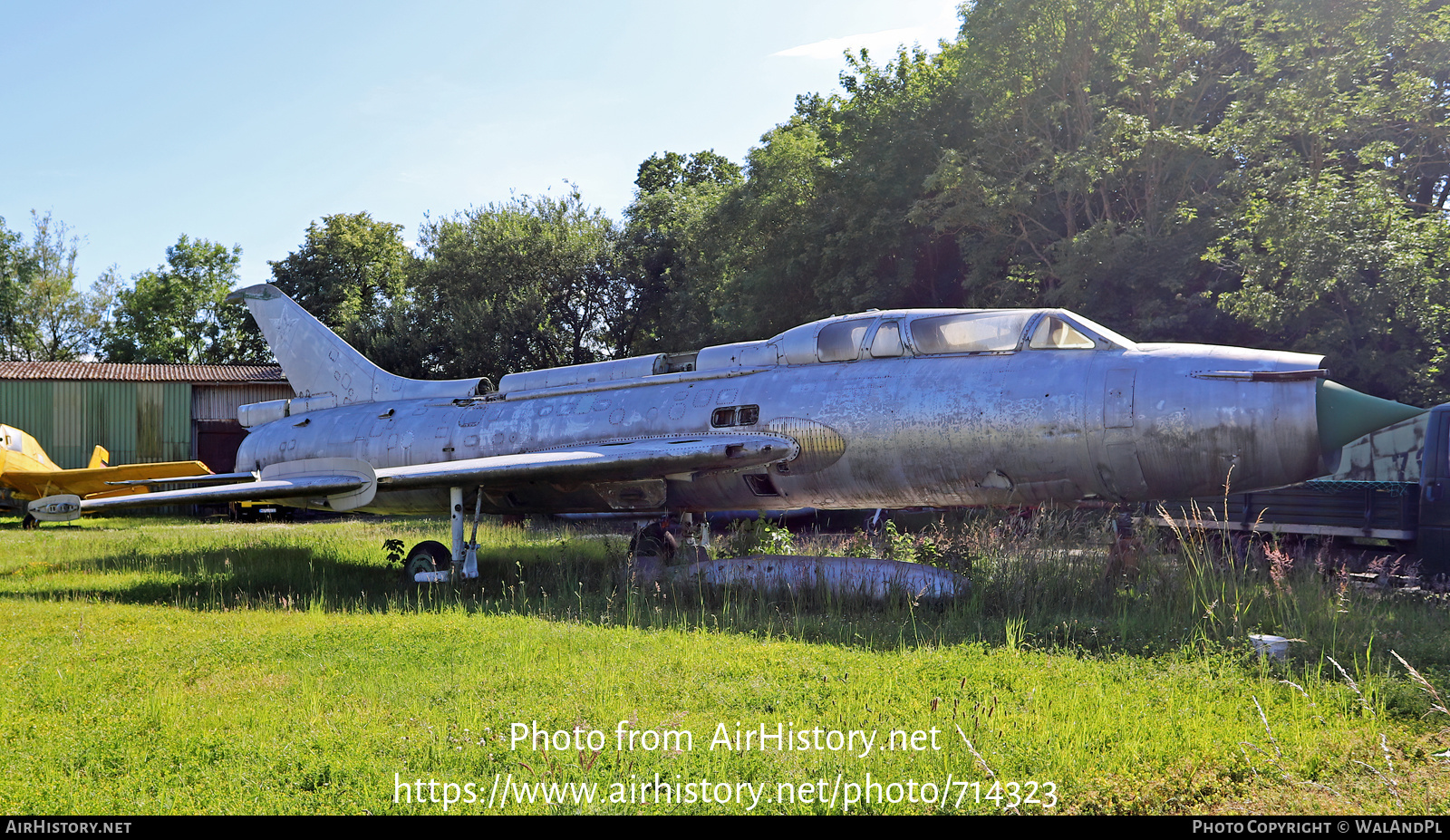 Aircraft Photo of 07 red | Sukhoi Su-7U | Soviet Union - Air Force | AirHistory.net #714323