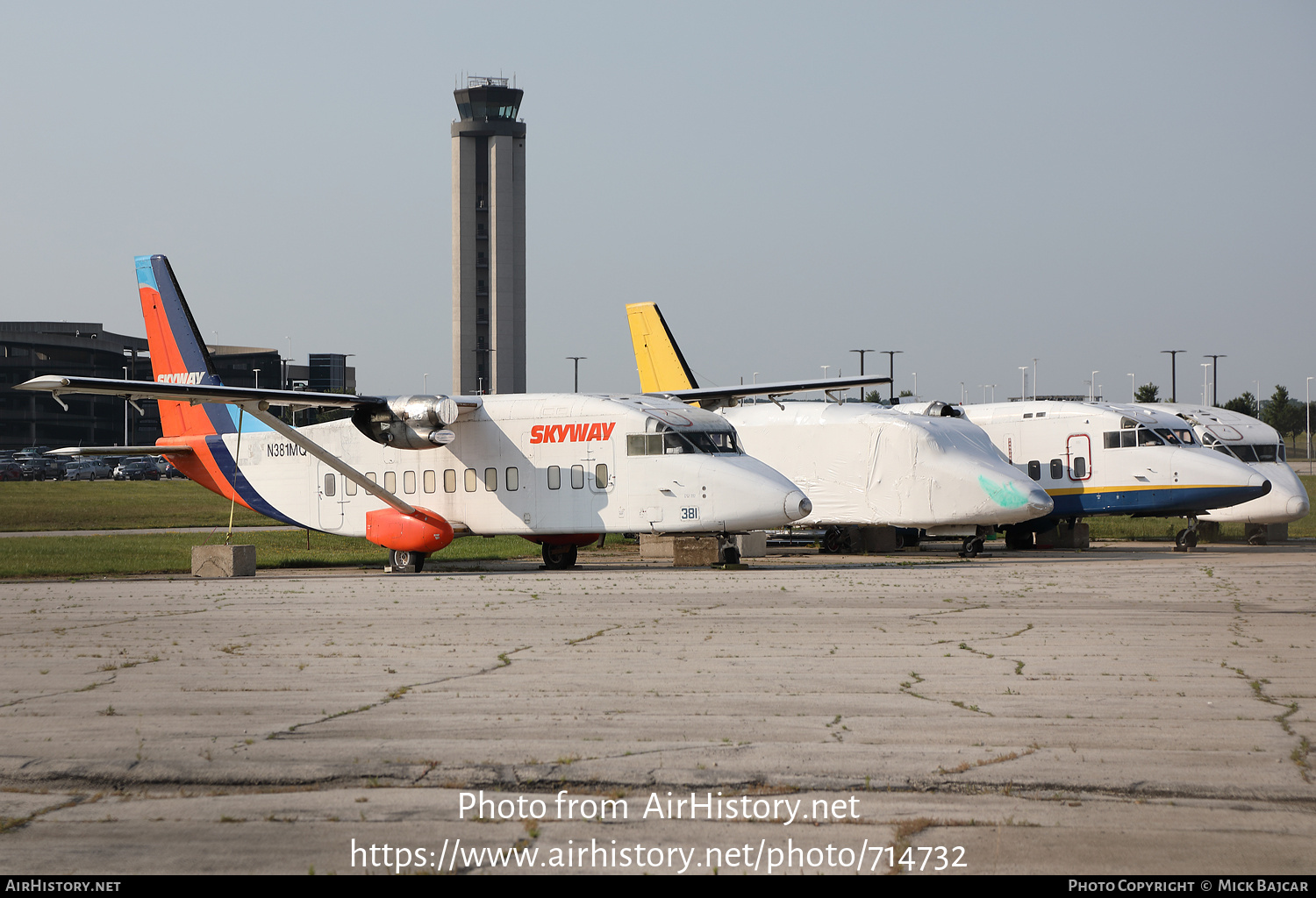 Aircraft Photo of N381MQ | Short 360-300/F | Skyway Airlines | AirHistory.net #714732