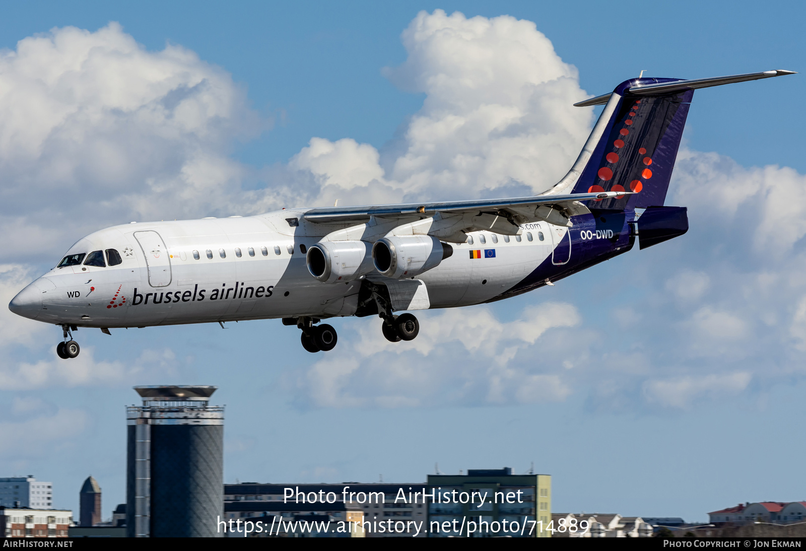 Aircraft Photo of OO-DWD | British Aerospace Avro 146-RJ100 | Brussels Airlines | AirHistory.net #714889