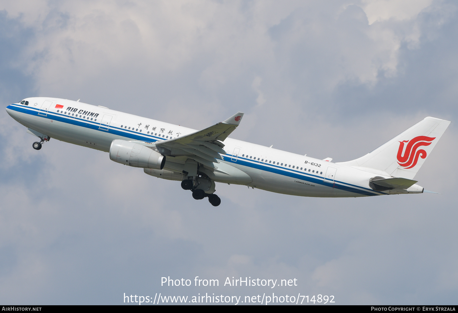 Aircraft Photo of B-6132 | Airbus A330-243 | Air China | AirHistory.net #714892