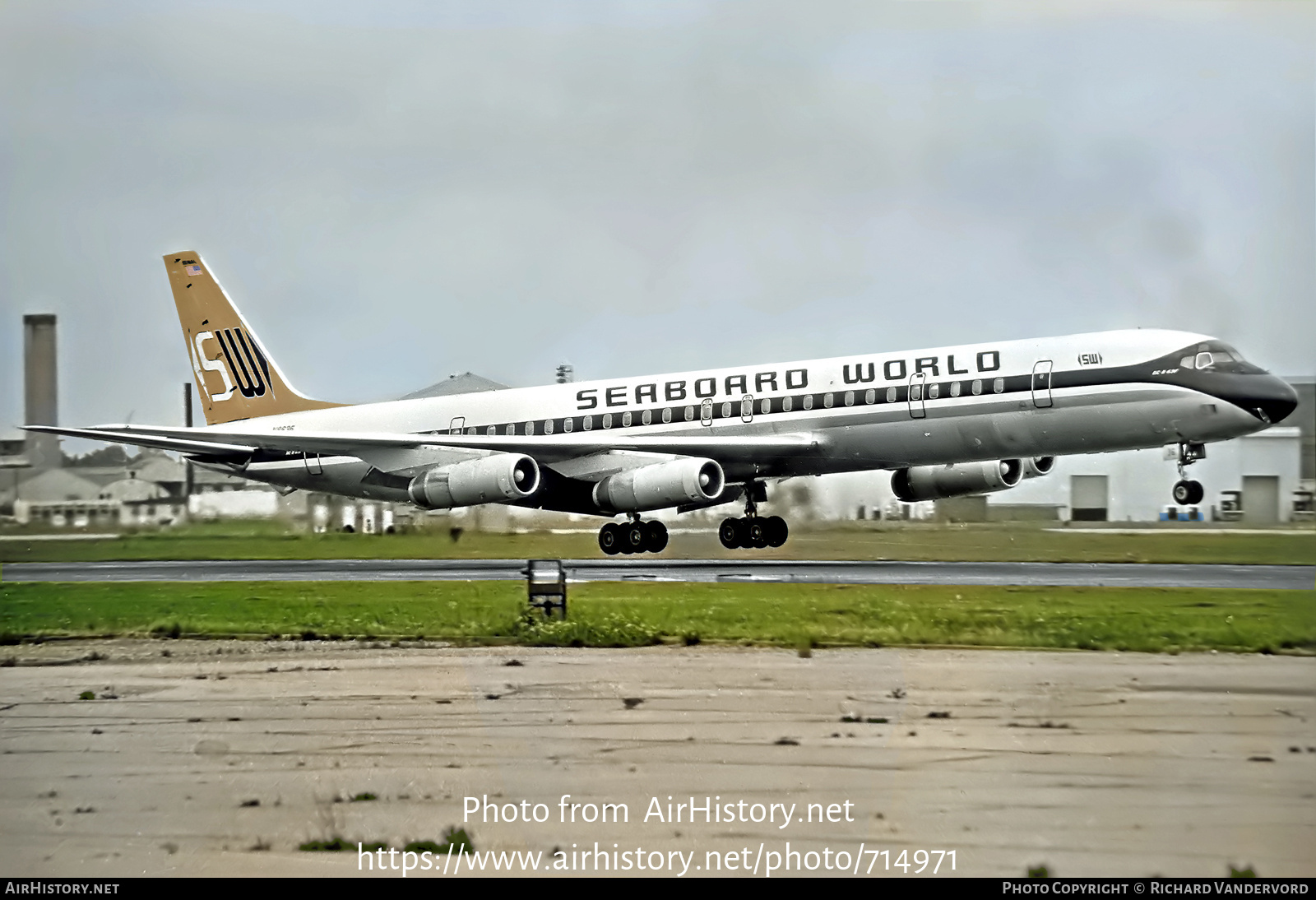 Aircraft Photo of N8636 | McDonnell Douglas DC-8-63CF | Seaboard World Airlines | AirHistory.net #714971