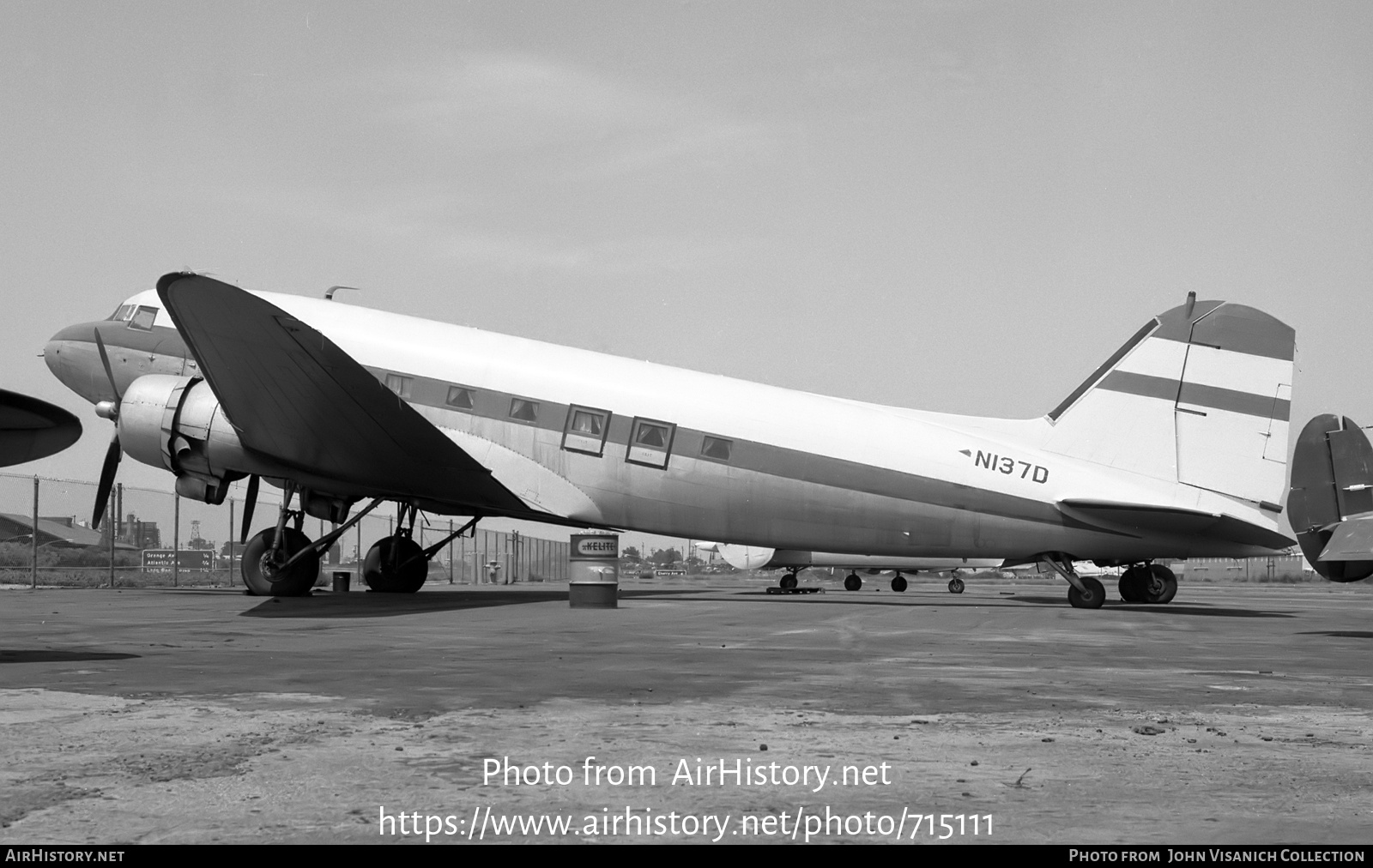 Aircraft Photo of N137D | Douglas DC-3-277C | AirHistory.net #715111