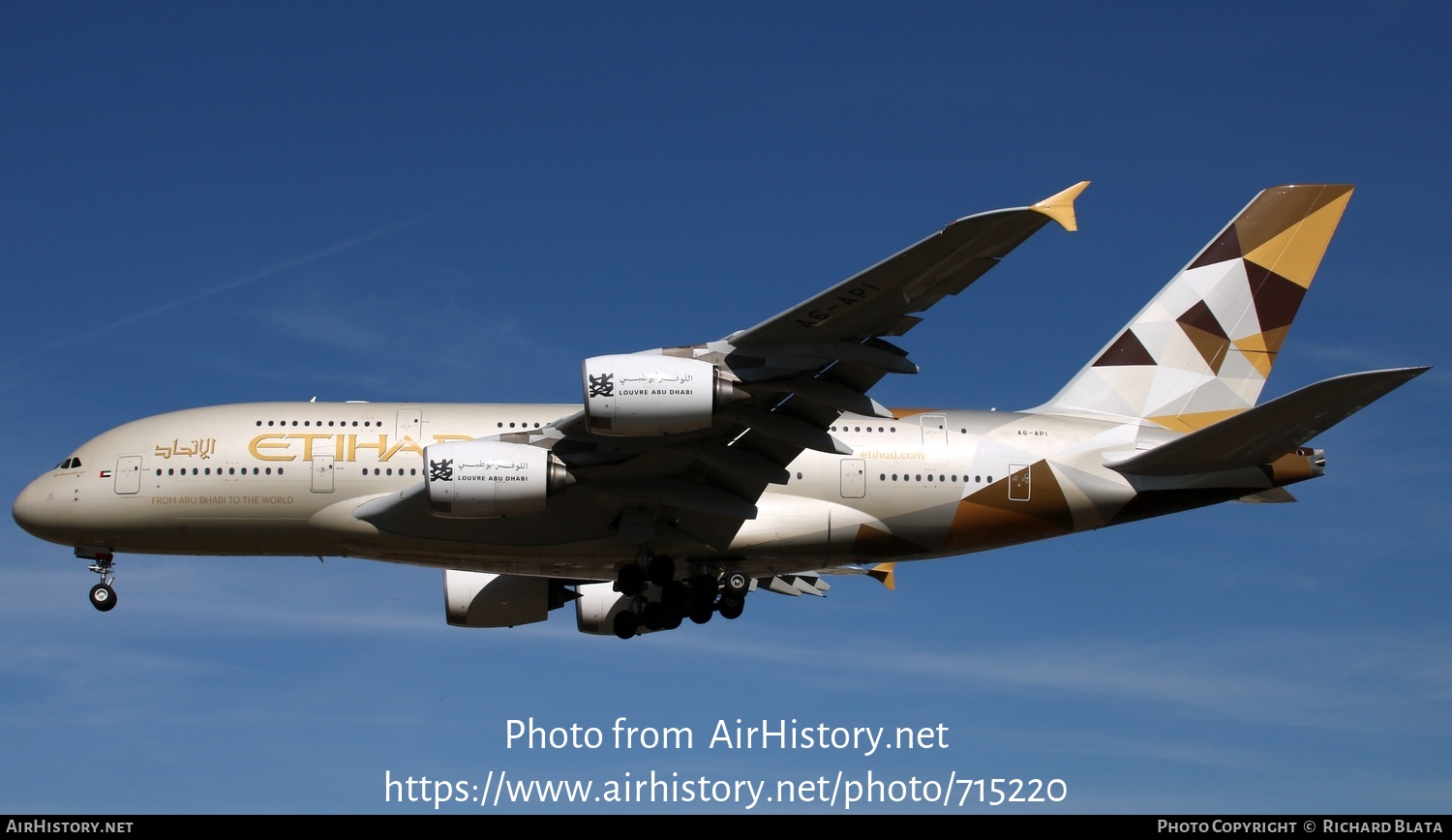 Aircraft Photo of A6-API | Airbus A380-861 | Etihad Airways | AirHistory.net #715220