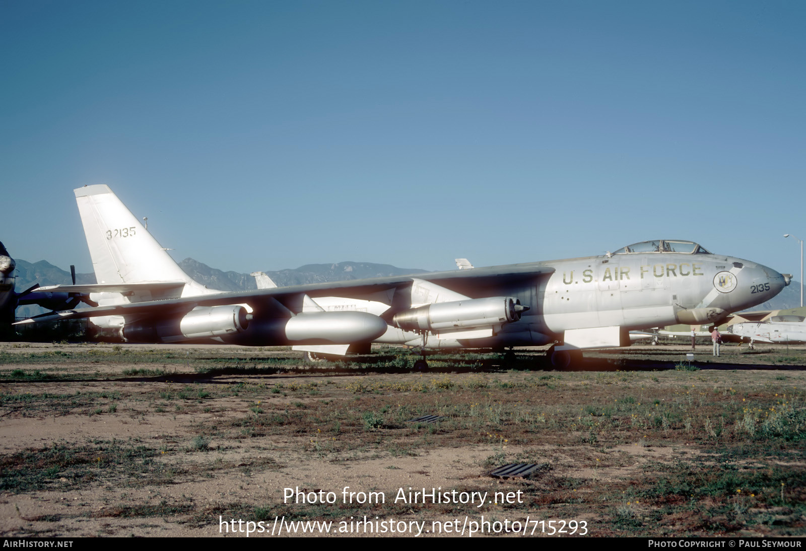 Aircraft Photo of 53-2135 / 32135 | Boeing EB-47E Stratojet | USA - Air Force | AirHistory.net #715293