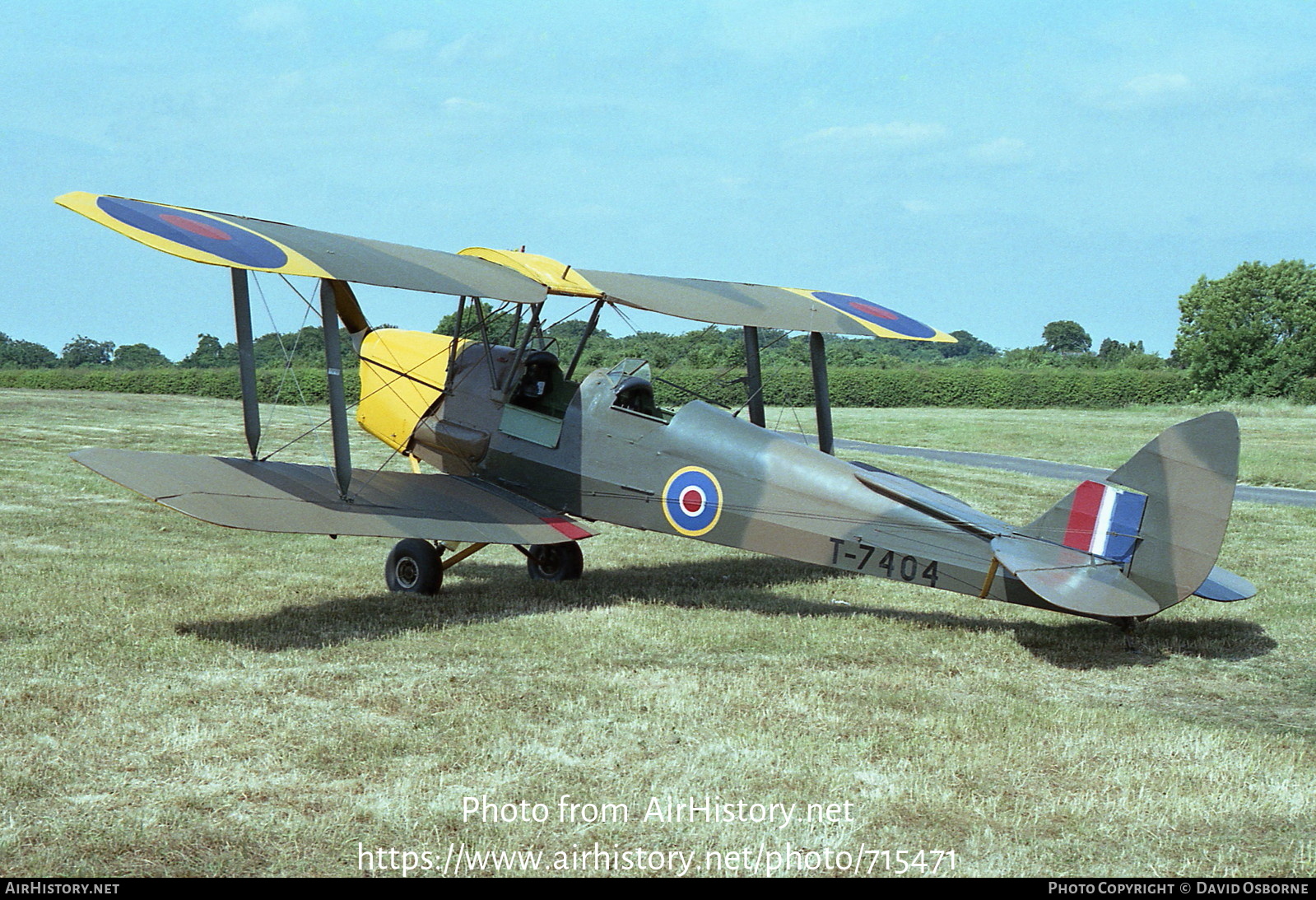 Aircraft Photo of G-ANMV / T7404 | De Havilland D.H. 82A Tiger Moth II | UK - Air Force | AirHistory.net #715471