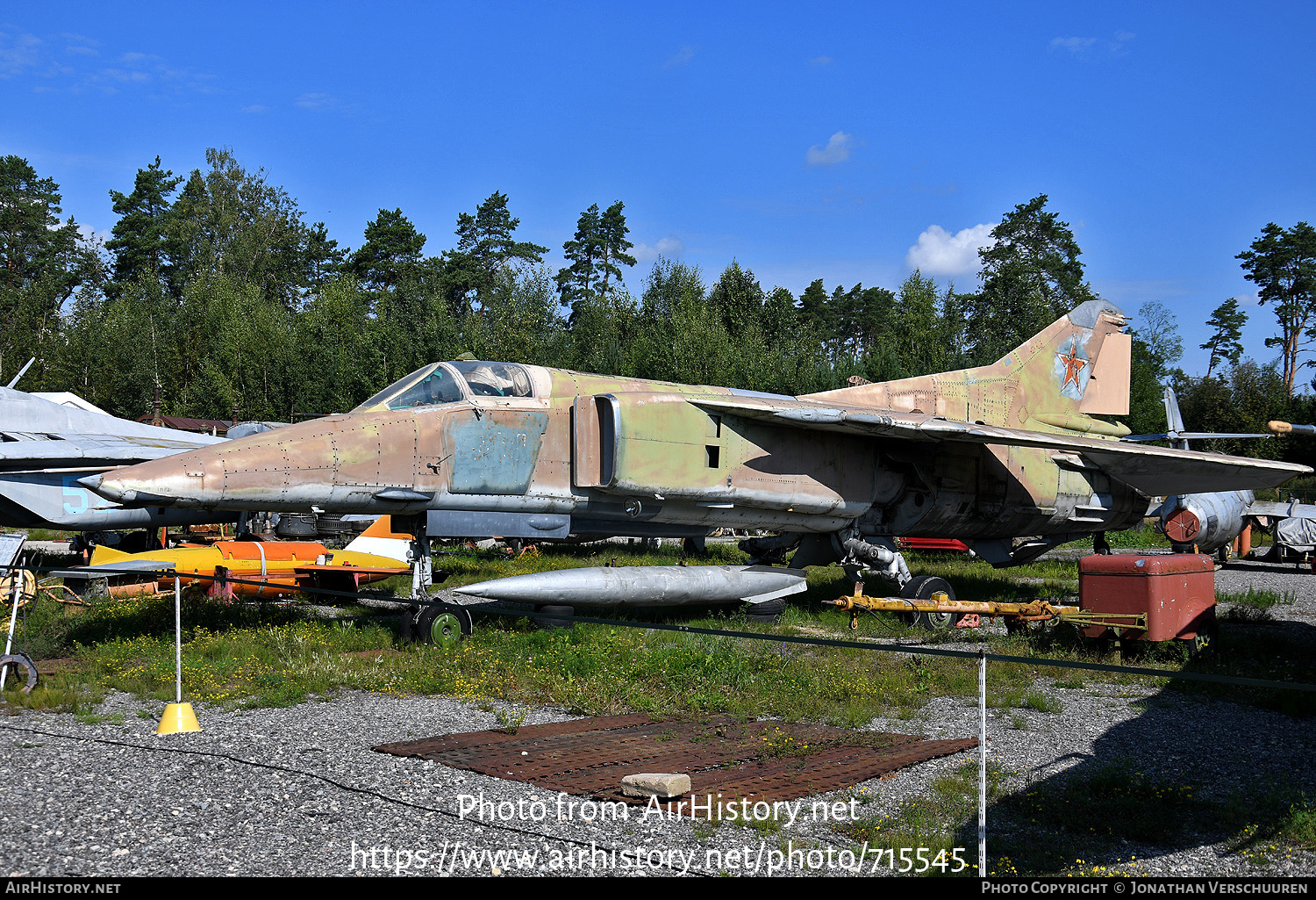 Aircraft Photo of 60 white | Mikoyan-Gurevich MiG-27M | Soviet Union - Air Force | AirHistory.net #715545