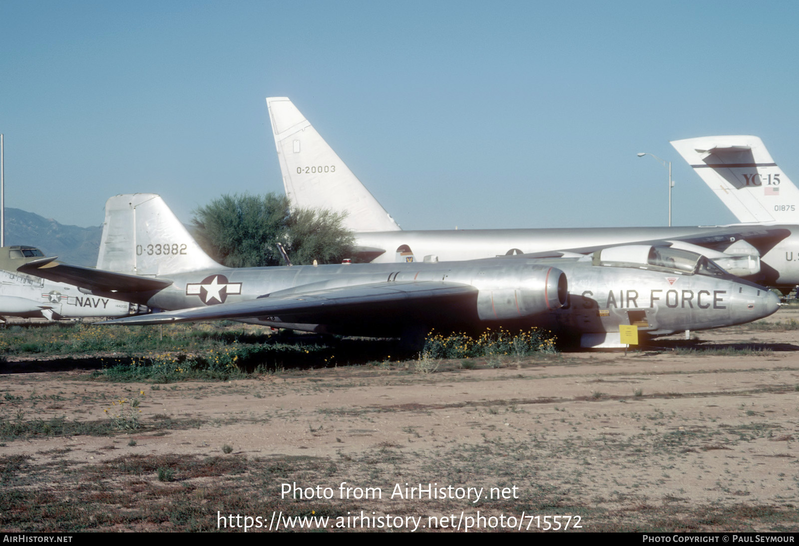 Aircraft Photo of 53-3982 / 0-33982 | Martin EB-57D Canberra | USA - Air Force | AirHistory.net #715572