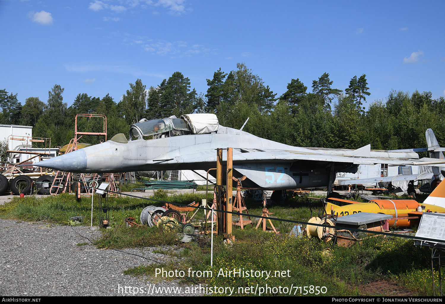 Aircraft Photo of 52 blue | Mikoyan-Gurevich MiG-29UB (9-51) | Soviet Union - Air Force | AirHistory.net #715850