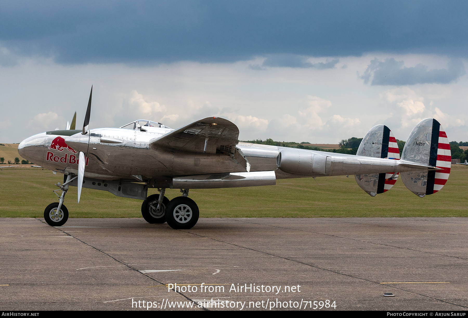 Aircraft Photo of N25Y | Lockheed P-38L Lightning | Red Bull | AirHistory.net #715984