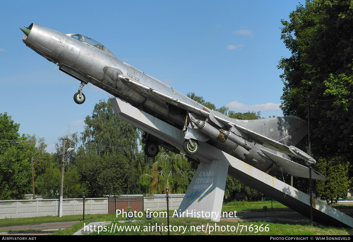 Aircraft Photo of 55 red | Sukhoi Su-7BM | Soviet Union - Air Force | AirHistory.net #716366