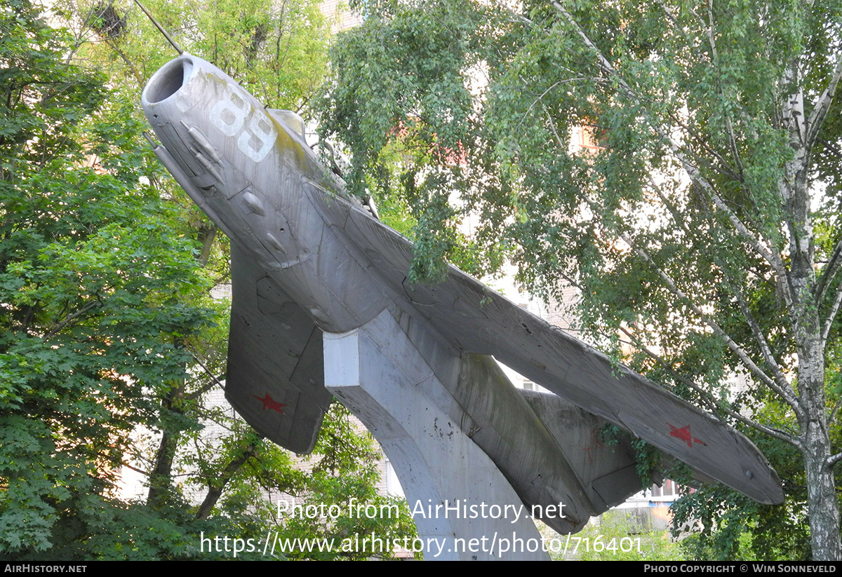 Aircraft Photo of 89 blue | Mikoyan-Gurevich MiG-17 | Soviet Union - Air Force | AirHistory.net #716401