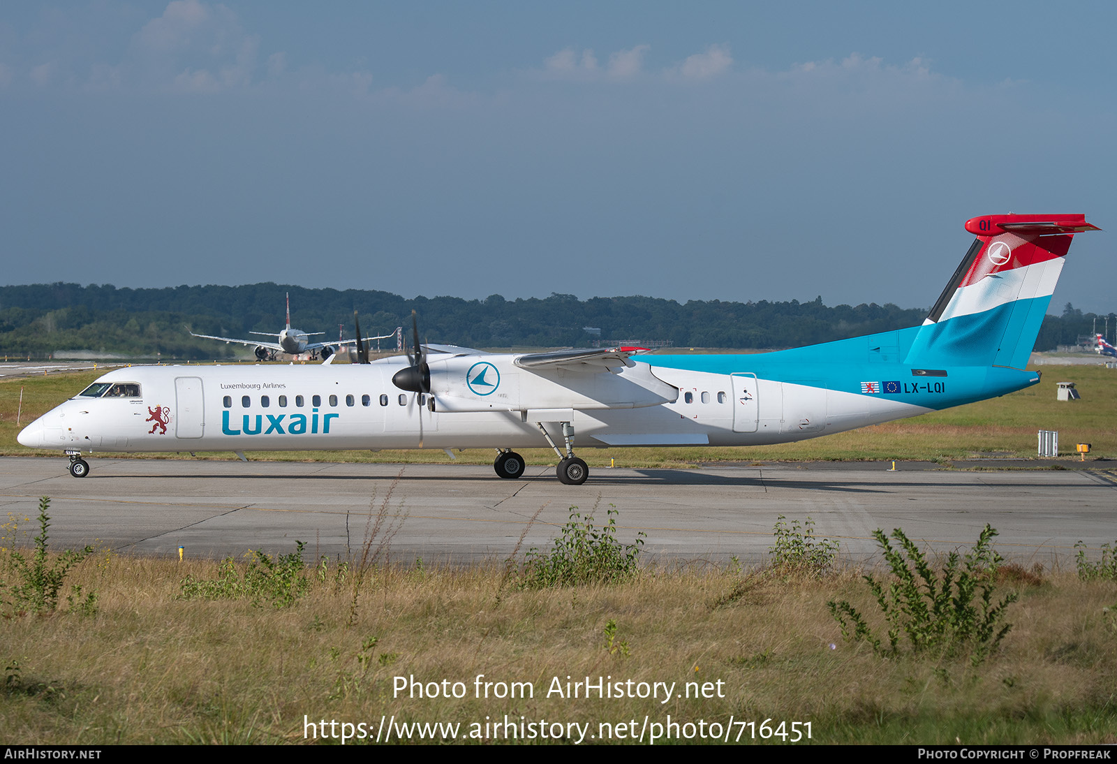 Aircraft Photo of LX-LQI | Bombardier DHC-8-402 Dash 8 | Luxair | AirHistory.net #716451