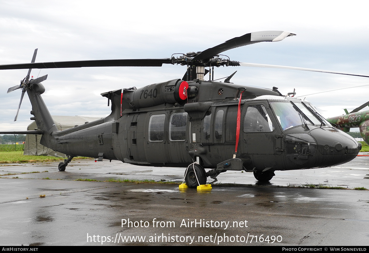 Aircraft Photo of 7640 | Sikorsky UH-60M Black Hawk (S-70A) | Slovakia - Air Force | AirHistory.net #716490