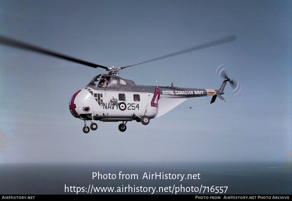 Aircraft Photo of 55320 | Sikorsky HO4S-3 Horse (S-55B) | Canada - Navy | AirHistory.net #716557